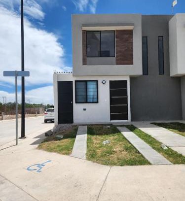 San Luis Potosí Casa | Residencia en zona industrial