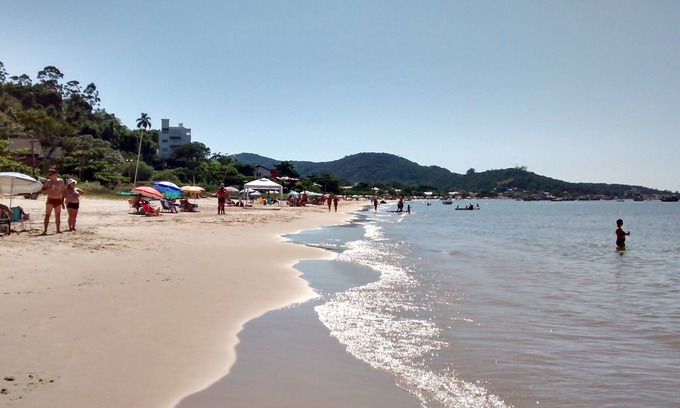 Zimbros Casa | Residencial Baia Bela a 90 metros de la playa Cantinho de Zimbros Bombinhas SC