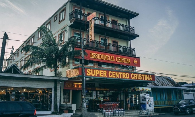 Bocas del Toro Hotel | Residencial Cristina