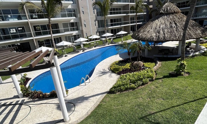 Área del bulevar Barra Vieja Apartamento | Residencial Familiar con jacuzzi exclusivo y playa privada!