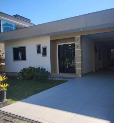 Zimbros Casa | Residencial Weng - Praia de Bombinhas SC