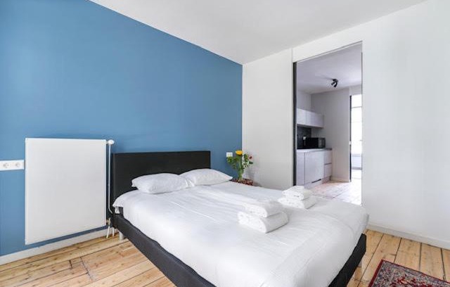 Jordaan Cama Y Desayuno | Resident Moose