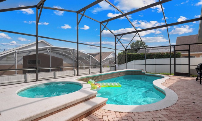 Windsor Palms Villa | Residentas Oneida Loop