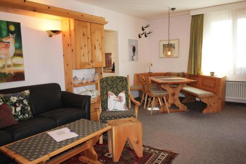 Sils-Maria Apartamento | Residenza Lagrev 2 Zimmerwohnung Nr 027 - Typ 20A - Hochparterre - Süd