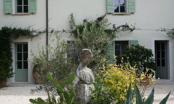 Volta Mantovana Cama Y Desayuno | Residenza Paulonia