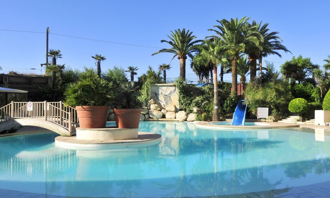 Cannes La Bocca Apartamento | Residhotel Villa Maupassant