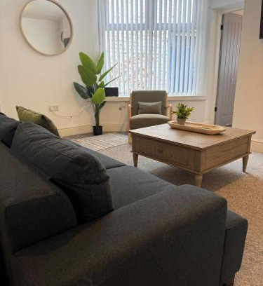 Blyth Casa | ResiLets - Stanley House - Large, Modern 3 Bed - NEW!
