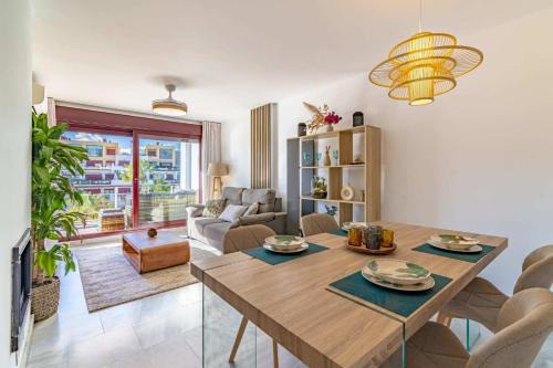 Nueva Milla de Oro Apartamento | Resort Botánica Spa, Piscina, Gym y cerca Marbella