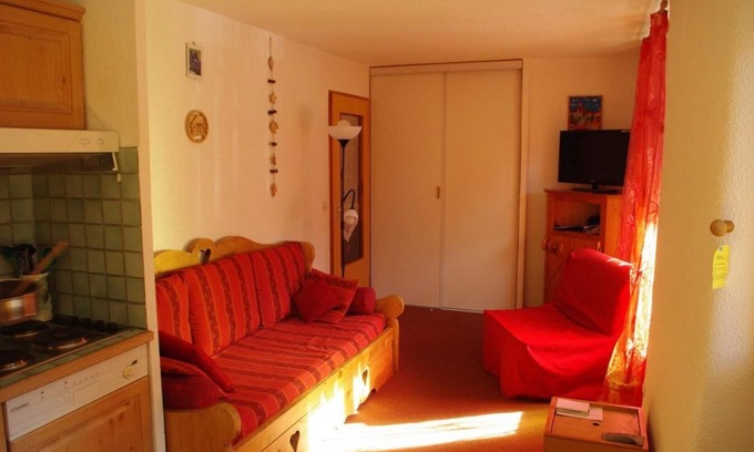 Valloire Apartamento | Centro estación, 1.o piso, balcón, tv, local para esquís, 23m², Valloire