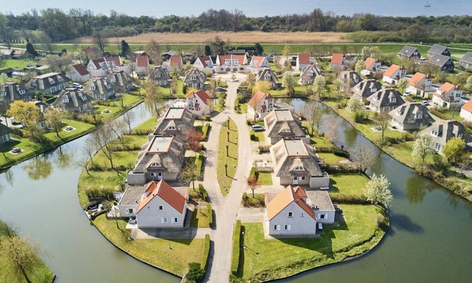 Municipality of Hellevoetsluis Complejo | Resort Citta Romana