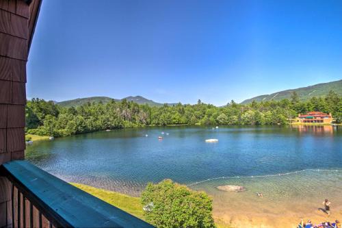 North Woodstock Apartamento | Resort Condo with Lake and Pool about 5 Mi to Flume Gorge!