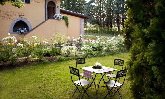 Castelnuovo Casa | Resort e Spa San Crispino