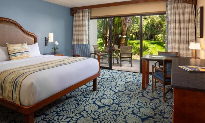 Crown Point Hotel | Resort King, Catamaran Resort, Ocean Proximity, Ideal for Romantic Getaways