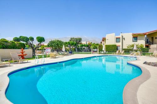 Sunrise Vista Chino Apartamento | Resort Perks, Private Patio Palm Springs Condo!
