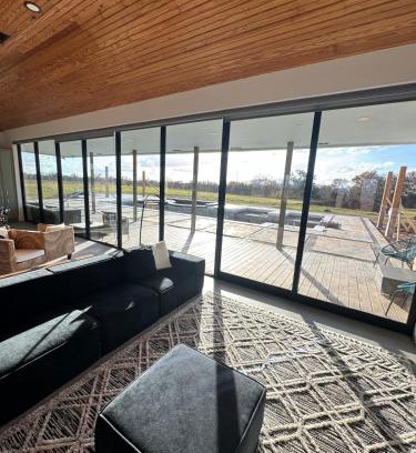 Smithville Casa | Resort pool RIVER front40 minutes from Austin