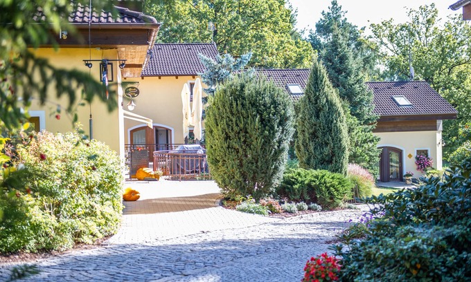 Ceske Budejovice 7 Casa | Resort-Restaurant Štilec