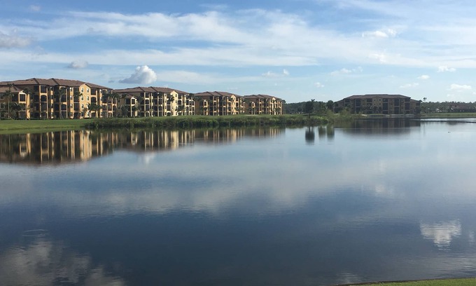 Bonita Springs Condominio | Disponibilidad 2020: hermoso condominio, 2HAB / 2BA, guarida, capacidad para 4-6, golf completo