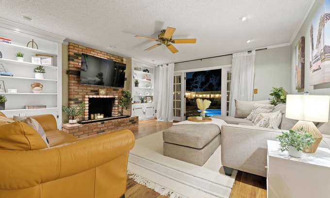 University City Casa | Resort Style Zen Retreat Heated Pool, Spa & Game Room