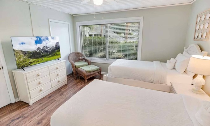 Litchfield by the Sea Apartamento | Resort-View Villa | Pool. Free Parking