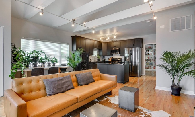 East Village Casa | Rest Easy in the East Village - Quiet Street Only Steps to Top Restaurants, Bars, and Public Transportation by AllSet Turnover