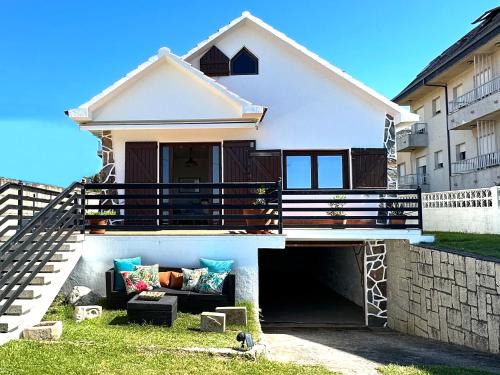 Portonovo Casa | REST IN SANXENXO - Chalet Arena de Canelas en 1ª línea de Playa