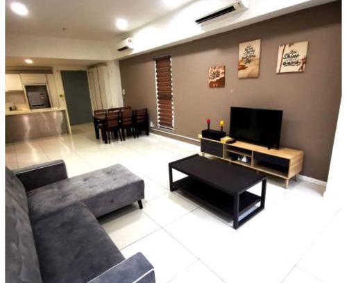 Kampung Sembulan Baru Apartamento | reSTARY - K-Box, Sutera Avenue Infinity Pool - Imago Opposite - KK City- 2BR,6Pax 来沙旅 K房主题公寓 - 无边际日落海景泳池 - Imago商场对面 - KK市中心 - 2房6人