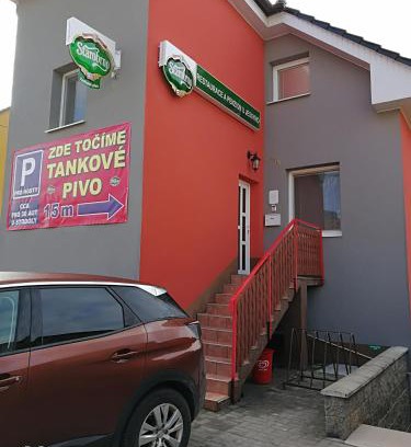 Perna Casa | Restaurace a penzion u Jessyho