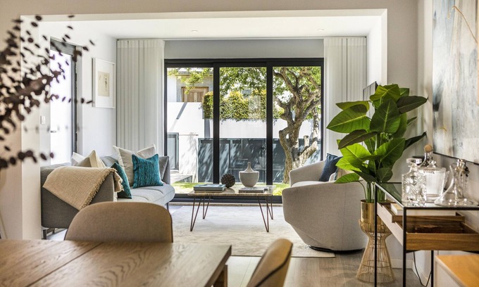 Belem Chalet De Esquí | Restelo Boutique Retreat by CadenzaLux