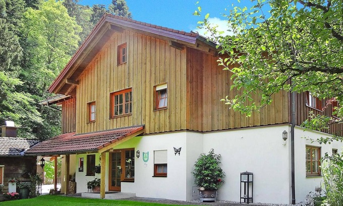 Weissbach Apartamento | Acogedor apartamento con estación de carga eléctrica cerca de Bad Reichenhall