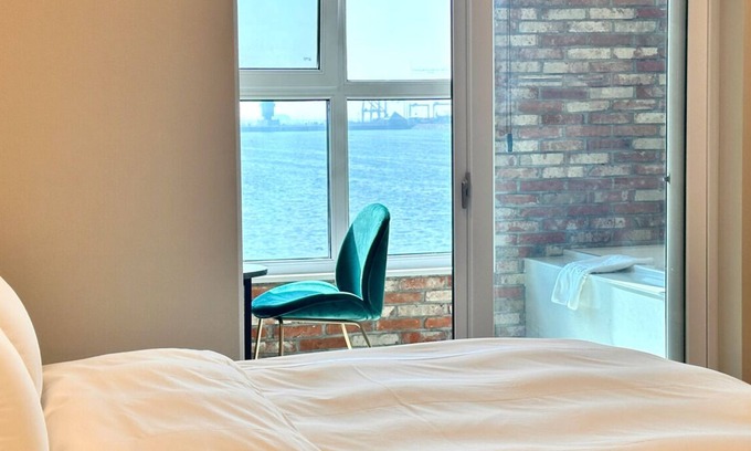 Seo-gu Hotel | Restia Incheonbay Hotel