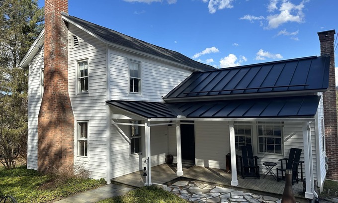Canaan Otro | Restored historic farmhouse on 25 private acres