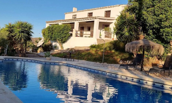 Los Alias Cabaña | Restored miller's house, private pool and gardens, very quiet, pets