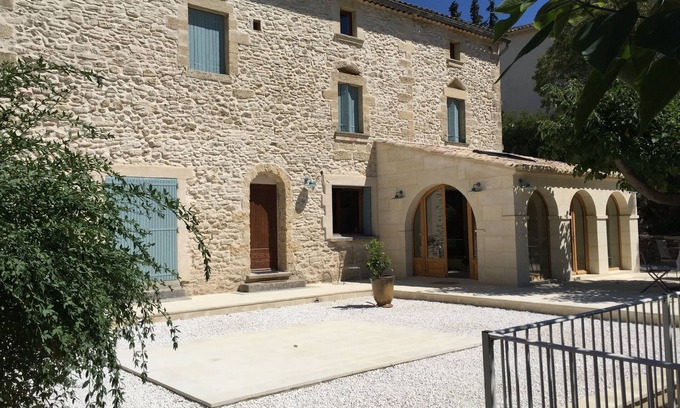 Saint-Siffret Casa | Restaurada casa de piedra tradicional con jardín privado. Piscina y estacionamiento
