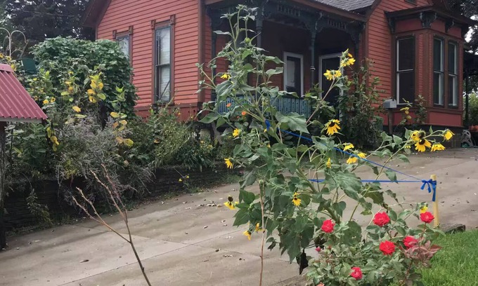 Des Moines Casa | Restored Victorian, Walk & Bike