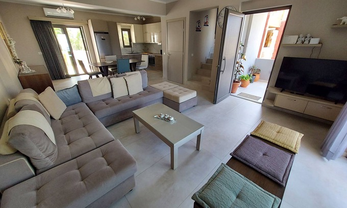Platanes Casa | Rethymno Suburb Maisonette