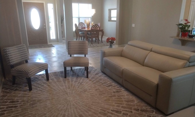 Springfield Lakes Casa | Retirement Vacation Rental on Golf Course in AZ
