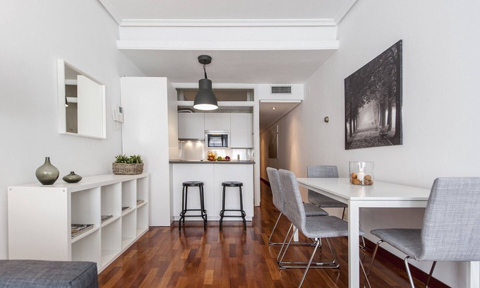 Jeronimos Apartamento | Retiro II- Acogedor apartamento situado en el Retiro