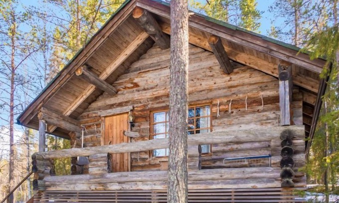 Kuusamo Casa | Retkietappi kelopirtti by Interhome