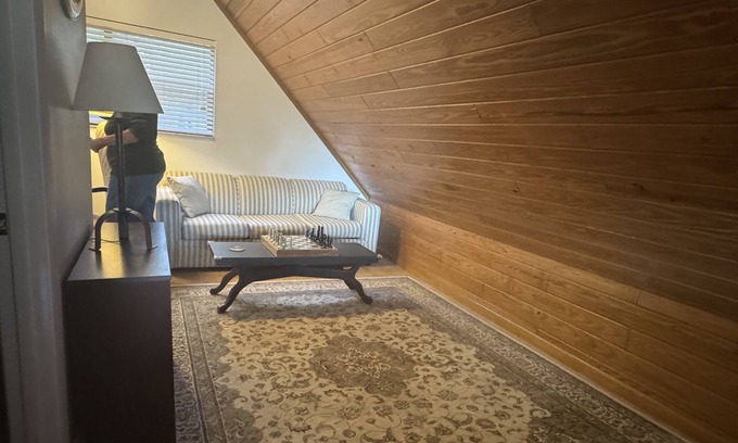 Dunnellon Cabaña | Retreat at the Riverside in Comfort