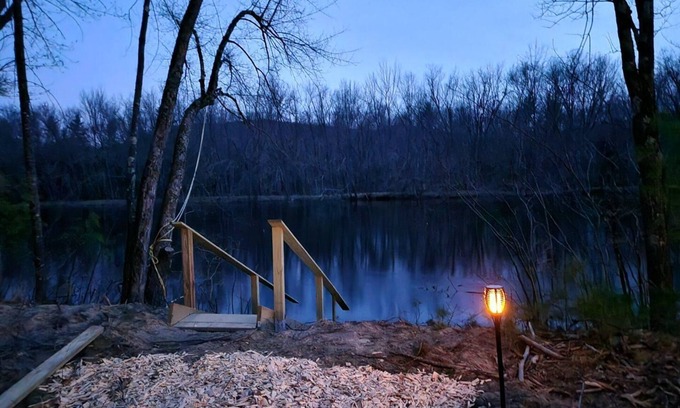 Hiram Cabina | Retreat on the Saco River