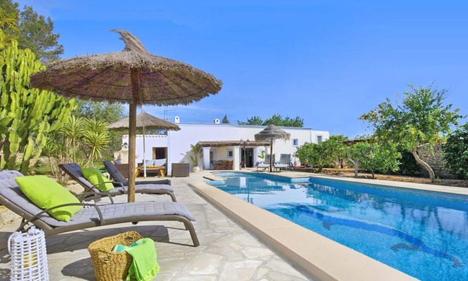 Sant Antoni de Portmany Villa | MAISON CALME, retreat villa with wifi, private swimmingpool, air conditioning