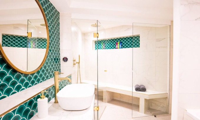 Coldharbour Apartamento | Retreat with Steam room, KING bed near tube