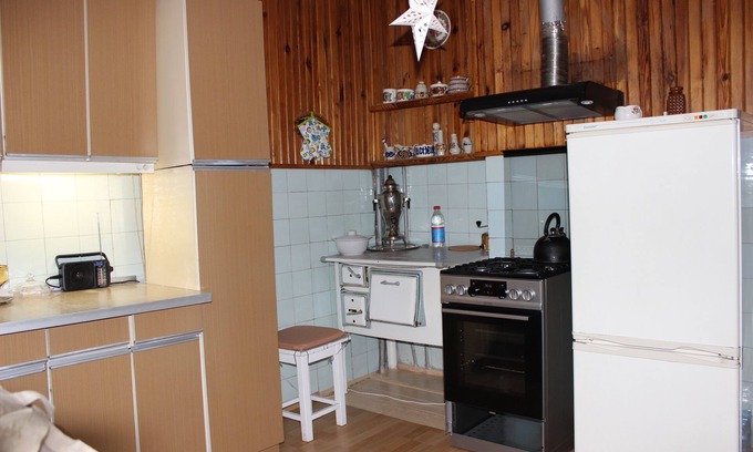 Fabryczna Casa | Retro Ferienhaus im Ostalgiestil mit Großem Garten in Parknähe