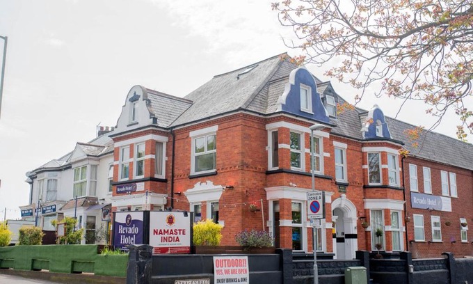 Norwich Hotel | Revado Hotel