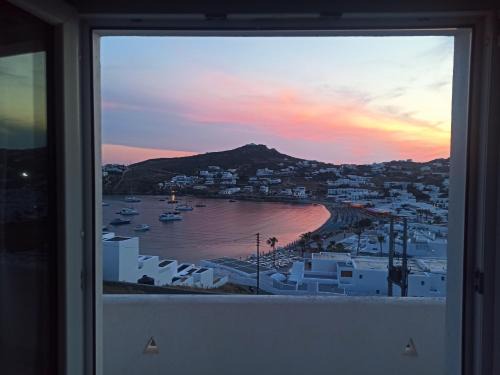 Ornos Casa | Revel Mykonos 4