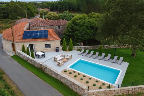Palas de Rei Casa | Reverence Villas Avieira