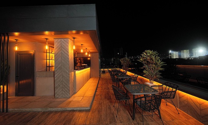 Kentron Hotel | Revive Boutique Hotel