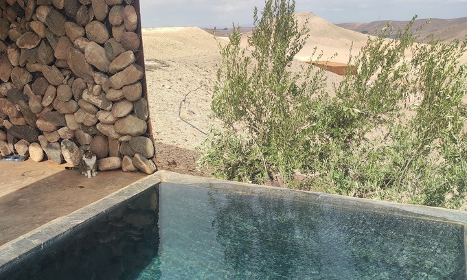Nzala Complejo | Revolution Stone Cliff Eco Resort