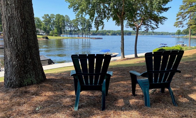 Lake Oconee Villa | Reynolds Lake Oconee 2BR, 2BA renovado / redecorado