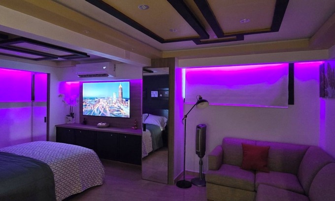 Isla Verde Apartamento | RH Los angeles APT/#4/ elegant suit 2do floor airport front
